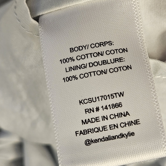 KENDALL AND KYLIE WOMENS Blue CROP TOP  XS adjustable straps - Picture 3 of 6